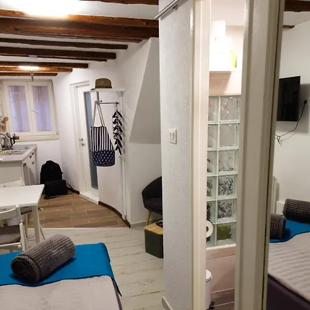 Azure - Apartment, In The Heart Of The Old Town Rovinj